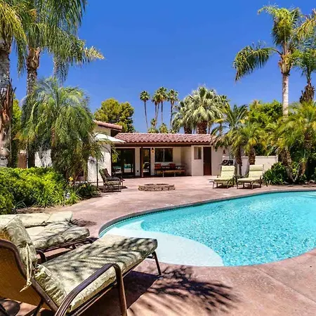 Poolside Terrace Permit# 1786 Vila